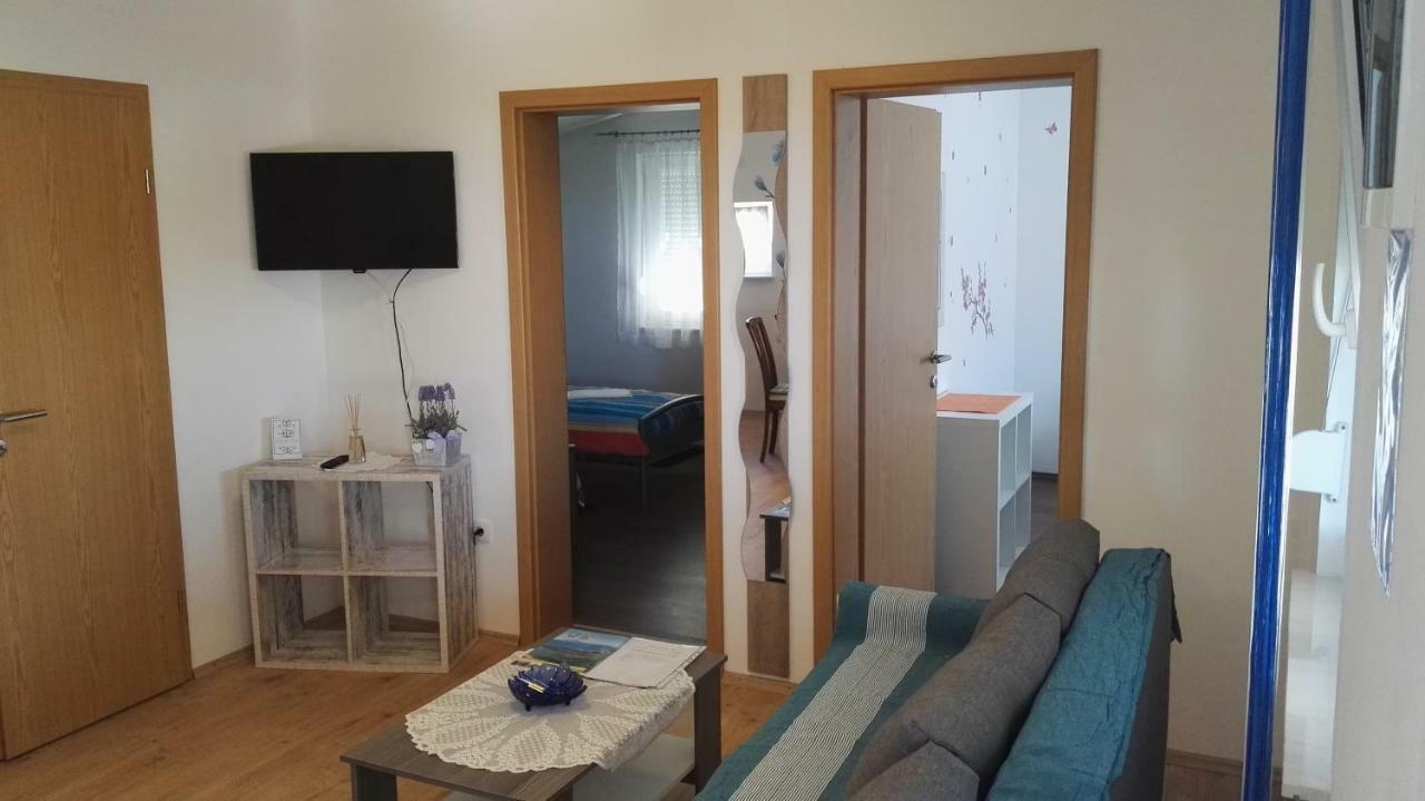 Tomek Apartment 비르 외부 사진