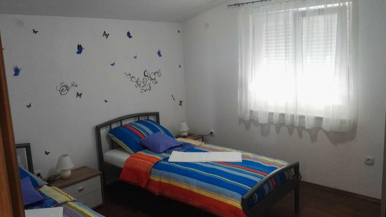 Tomek Apartment 비르 외부 사진