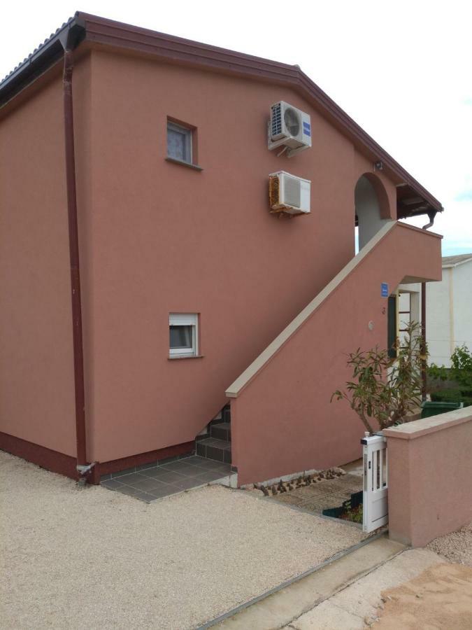 Tomek Apartment 비르 외부 사진
