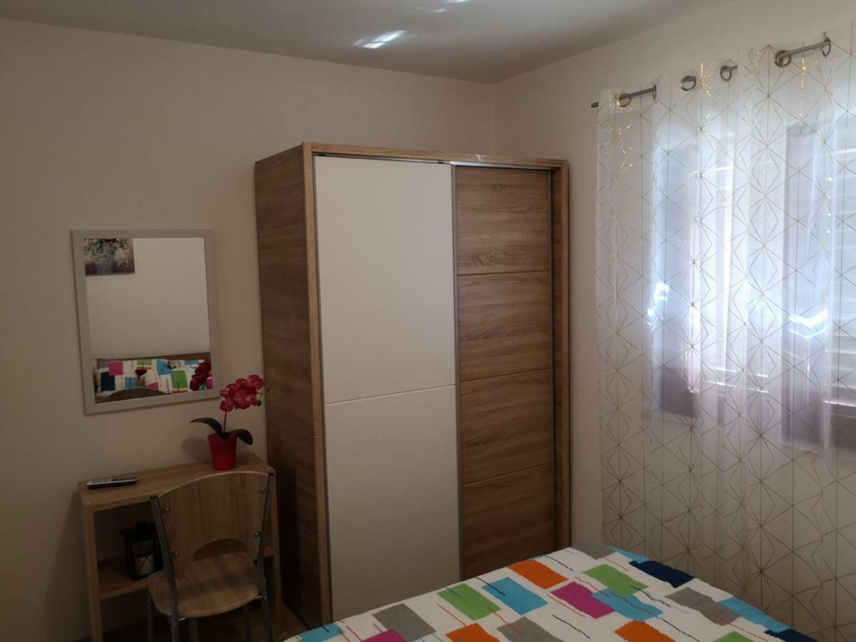 Tomek Apartment 비르 외부 사진